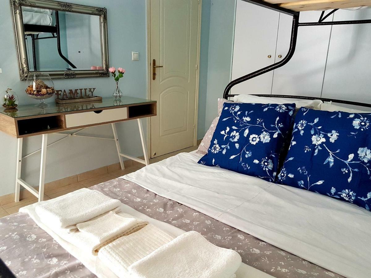 אתונה Cozy Apartment Near Monastiraki מראה חיצוני תמונה