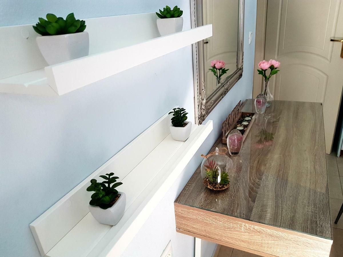אתונה Cozy Apartment Near Monastiraki מראה חיצוני תמונה